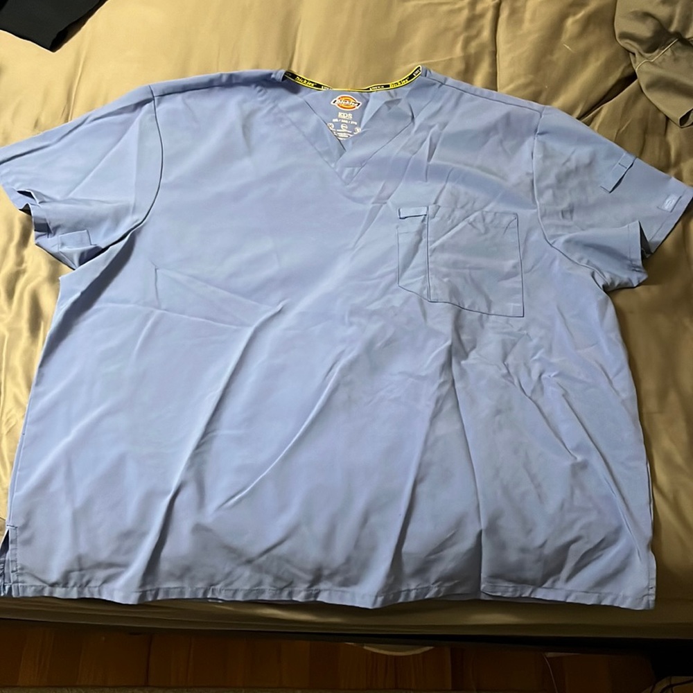 Dickies scrub top